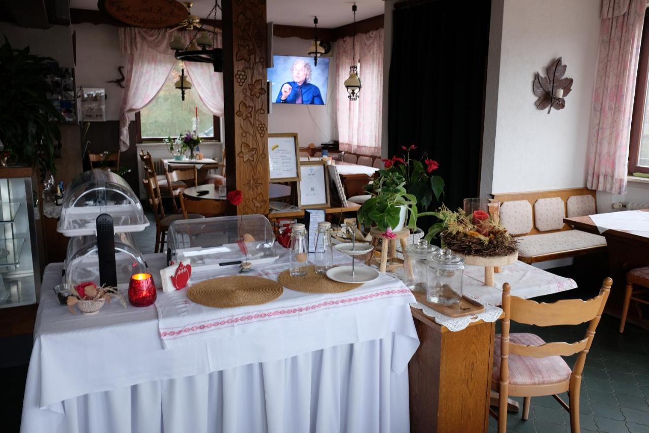 ホテル カフェ ペンション ゾンネンカンゼル シュターツバート・ブリュッケナウ エクステリア 写真
